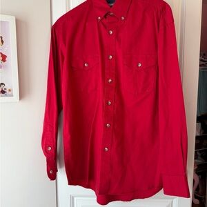 Wrangler Men’s Vibrant Red Western Button-Up Shirt